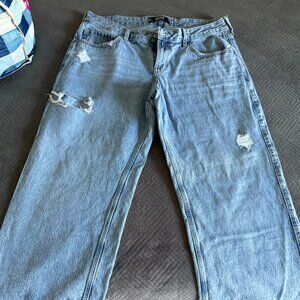 Hollister Low Rise Baggy Jeans